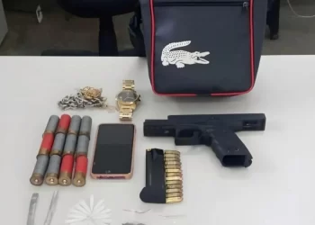 COM TAURUS NA MÃO: traficante de Dias d’Ávila deu de cara com o Peto e foi visitar “Dete”