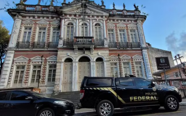 Prefeito de Ilhéus é alvo de operação da PF contra corrupção e lavagem de dinheiro