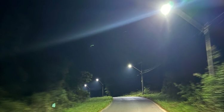 Candeias: Estrada de Passé ganha “banho de luz”, em toda extensão da via