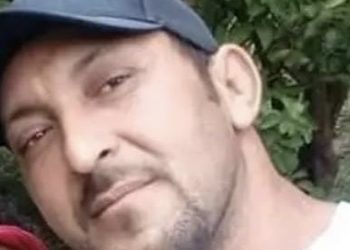 Trabalhador morre eletrocutado após vergalhão encostar em fio de energia em Candeias 