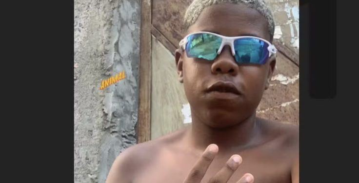 “DESCARREGOU O PENTE” Amostradinho da voz de assalto a policial civil e recebe cartuchada em Salvador