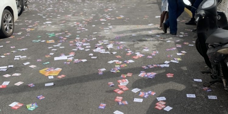 Foi dada a largada. Portões de votação foram abertos