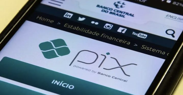 Pix apresenta falhas e fica fora do ar nesta segunda-feira