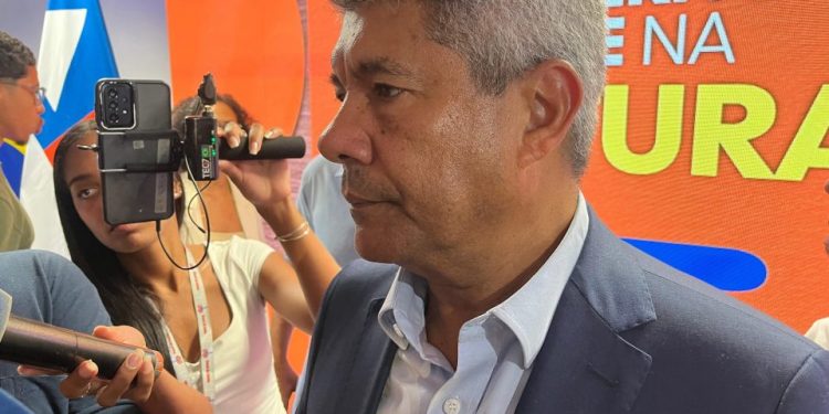 Governador minimiza índices de violência na Bahia e aponta que situação é “problema nacional”