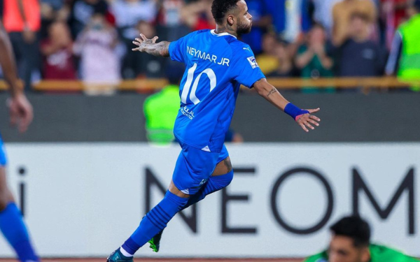 Neymar retorna aos gramados pelo Al-Hilal nesta segunda-feira (21)