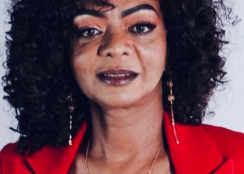 SFC: Justiça eleitoral determina que Ró Valentim exclua vídeos com fakenews sobre liderar pesquisas eleitorais.