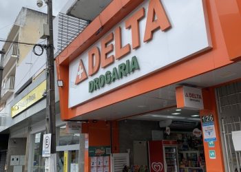 Farmácia Delta emite comunicado após crítica de cliente