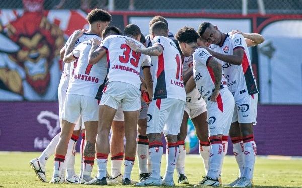 Vitória pode garantir a permanência na Série A neste domingo; veja combinação