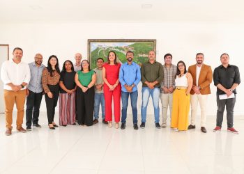 Candeias: Comissão de Transição se reúne pela 1ª vez no Paço Municipal