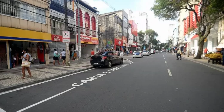 Mais de 29 mil empresas fecharam as portas na Bahia em 2024