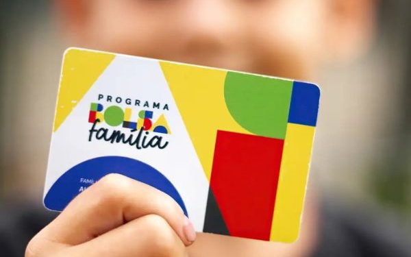 Caixa começa a pagar Bolsa Família de dezembro