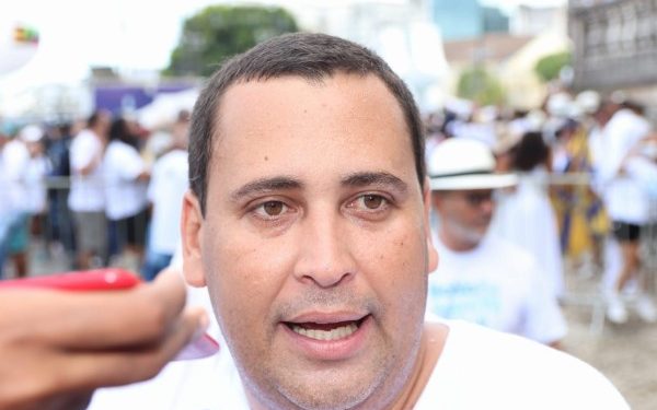 Bruno está arrogante como o chefe ACM Neto, diz Éden ao defender Jerônimo de críticas