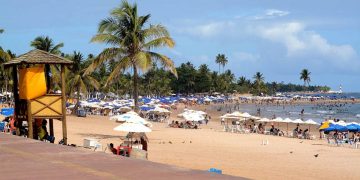 Bahia lidera turismo nacional no verão e espera mais de 9 milhões de visitantes