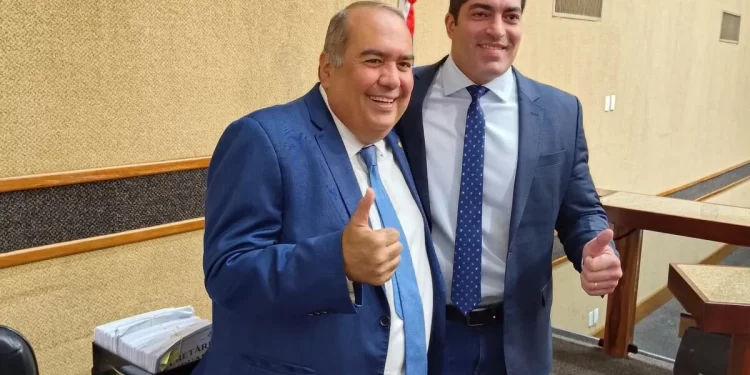 Deputado Sandro Régis garante ACM Neto como nome viável em 2026 e “abre portas” para aliança com PSD: “todos querem”