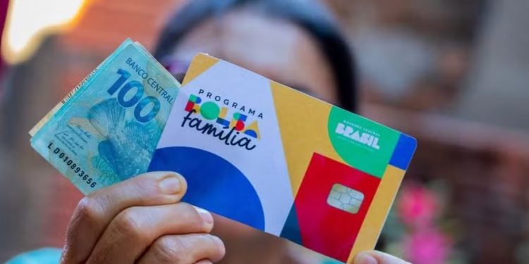 Pagamento do Bolsa Família em dezembro começa no dia 10; veja calendário