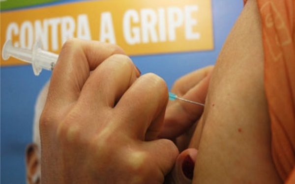 Infogripe aponta tendência de queda da SRAG na maior parte do país