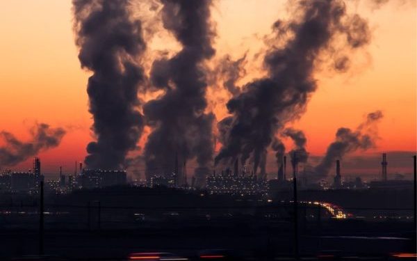 Brasil e Reino Unido fazem parceria para descarbonizar indústrias