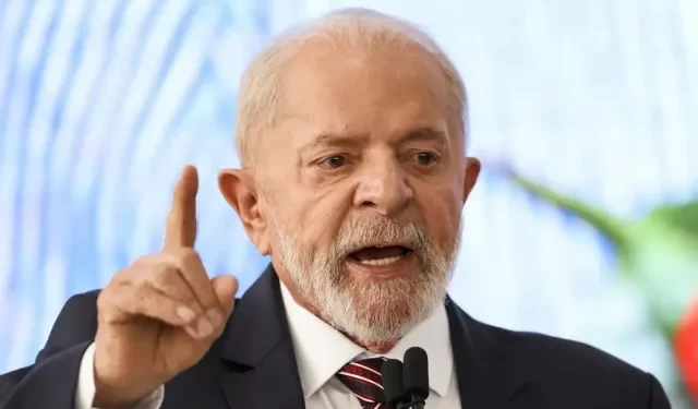 Lula é operado às pressas em São Paulo após sentir dor na cabeça