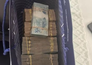 Primo de Elmar joga dinheiro pela janela para tentar fugir da PF na Bahia e acaba preso; saiba detalhes
