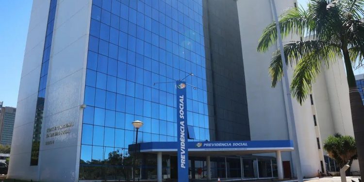 Pagamento do INSS começa nesta sexta-feira; confira calendário completo