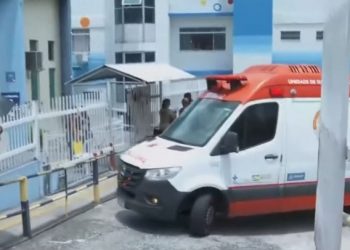 Estudante recebe golpe de tesoura no pescoço em um famoso colégio de Salvador