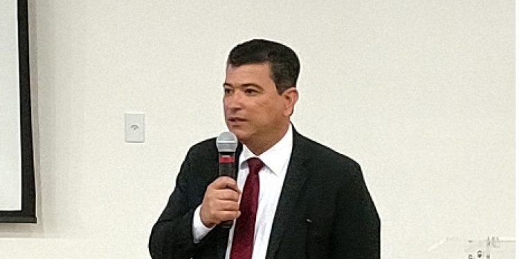 Ex-superintendente da SSP/BA é preso na Operação Overclean; ele recebia mesada de R$ 6 mil para manter grupo informado