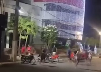 Briga generalizada causa tumulto na orla de Madre de Deus