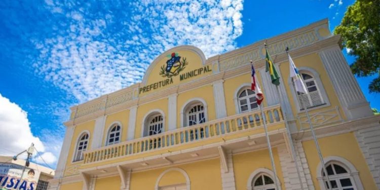 Cinco cidades baianas anunciam estado de calamidade financeira