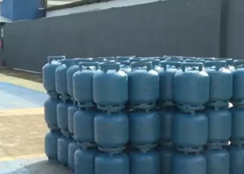 Gás de cozinha terá novo reajuste em fevereiro com alta de até R$ 8