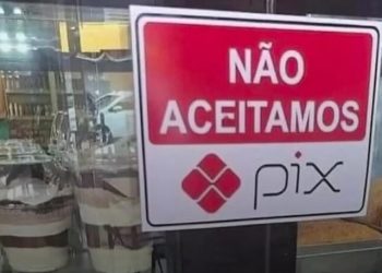 DINHEIRO EM ESPÉCIE CIRCULANDO: Comerciantes  estão rejeitado Pix como forma de pagamento