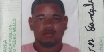 Jovem é morto em Feira de Santana por fazer gesto de facção em foto nas redes sociais