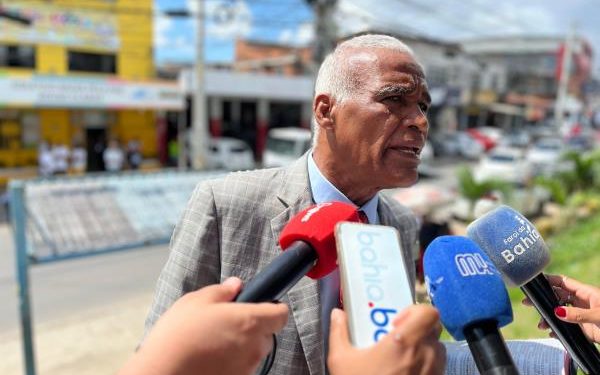 Isidório compara Lula a Mandela e diz que impeachment contra presidente é ‘loucura’