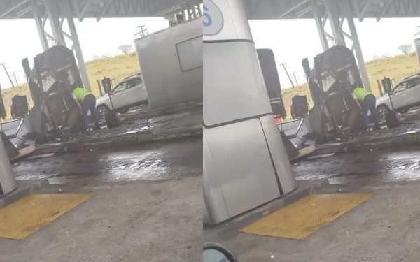 Carreta colide e destrói cabine do pedágio em Amélia Rodrigues