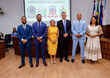 Candeias: Prefeito e vereadores eleitos tomam posse na Câmara Municipal