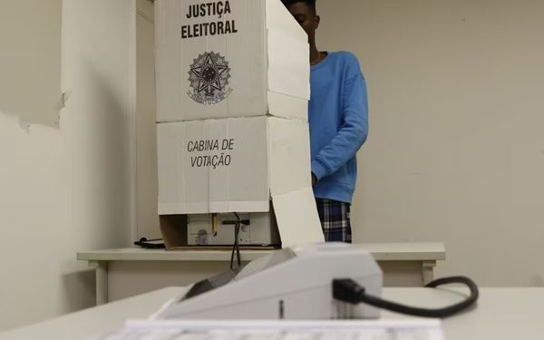 Prazo para justificar falta ao segundo turno das eleições municipais termina nesta terça-feira
