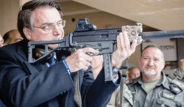 Supremo julga ação de Jair Bolsonaro por tentativa de golpe de Estado