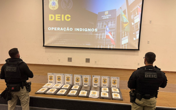 Dois PMs são presos em operação contra organização criminosa envolvida em extorsão e tráfico