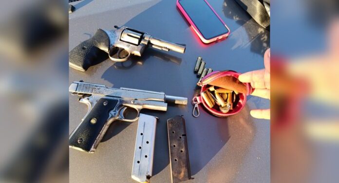 Homem é preso com armas e diversas munições usadas em homicídios em Candeias