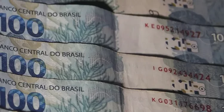 Salário mínimo passa para R$ 1.518 a partir desta semana