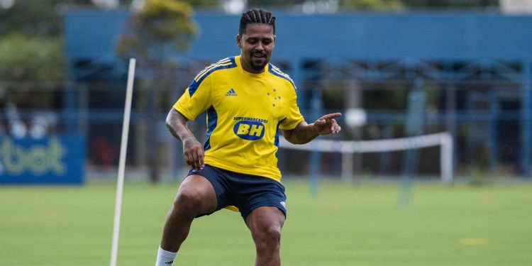 Cruzeiro teria lavado cerca de R$ 3 milhões de reais para o PCC, segundo jornal