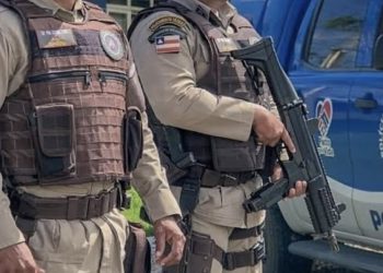 “Polícia? Só Se For no Imaginário! Falsos PMs São Presos no Madre Verão”