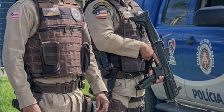 “Polícia? Só Se For no Imaginário! Falsos PMs São Presos no Madre Verão”