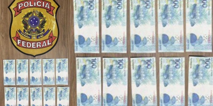 Mulher é presa em Feira de Santana por receber notas falsas pelos Correios