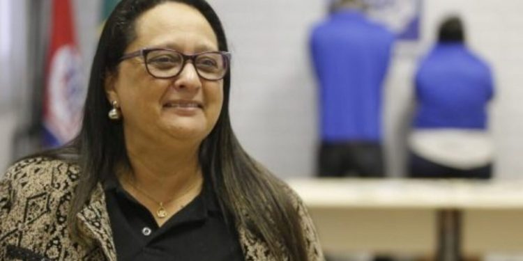 Delegada Maria Selma é demitida da Polícia Civil após acusações de crimes; veja os detalhes