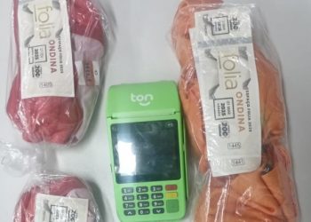 VENDA PROIBIDA: homem é preso tentando comercializar abadás de camarote da PM