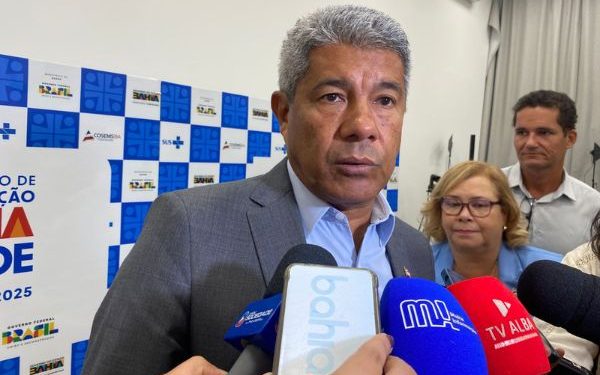 Turistas procuram a Bahia por confiar na segurança pública, diz Jerônimo Rodrigues