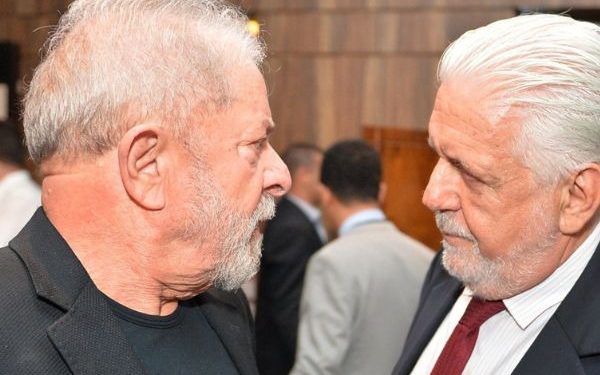 Wagner pede orações pela saúde de Lula visando reeleição em 2026