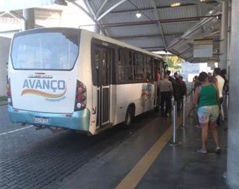 Rodoviários metropolitanos fazem assembleia para definir greve nesta segunda (3)