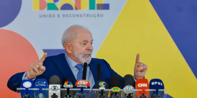 Lula visita Bahia na sexta-feira, em primeira viagem após cirurgia