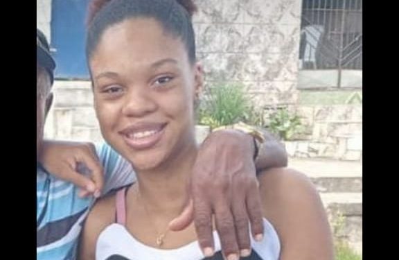 Família de Nievile Souza procura mulher desaparecida em Candeias